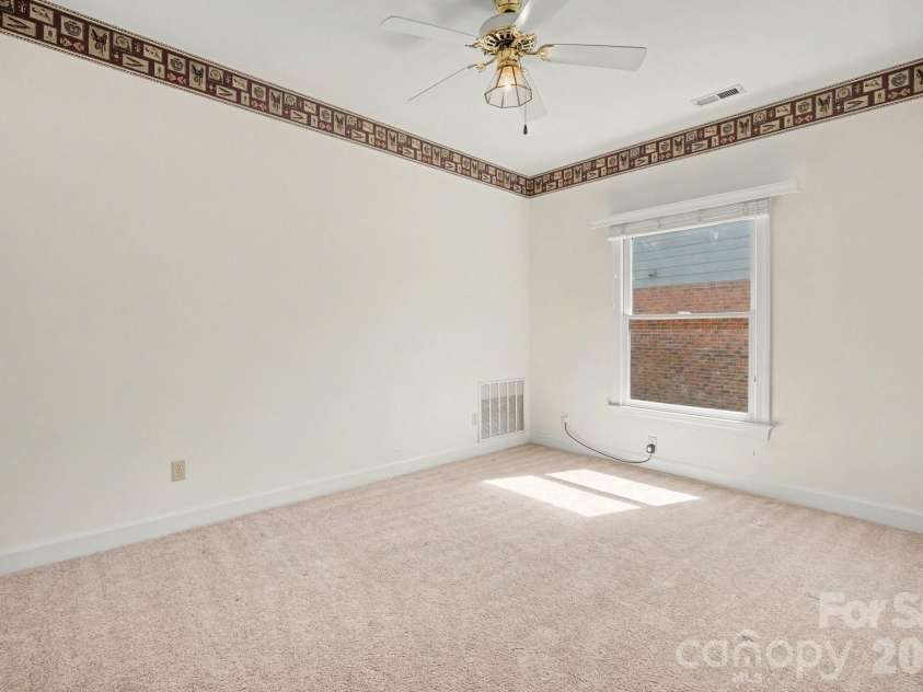 5423 Dunedin Lane, Charlotte, NC 28270.  MLS# CAR4352581, YatesRealty ID 7521. Bedroom 3