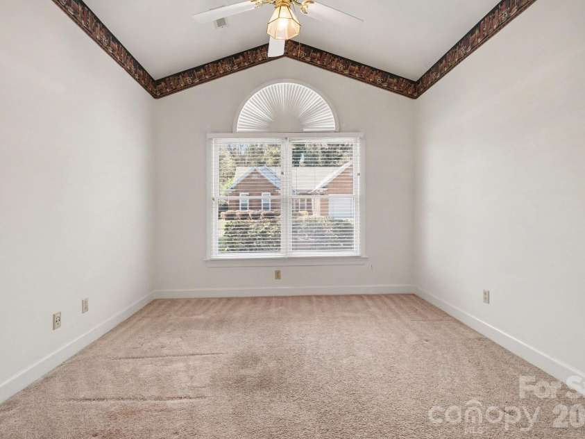 5423 Dunedin Lane, Charlotte, NC 28270.  MLS# CAR4352581, YatesRealty ID 7521. Front bedroom 1 