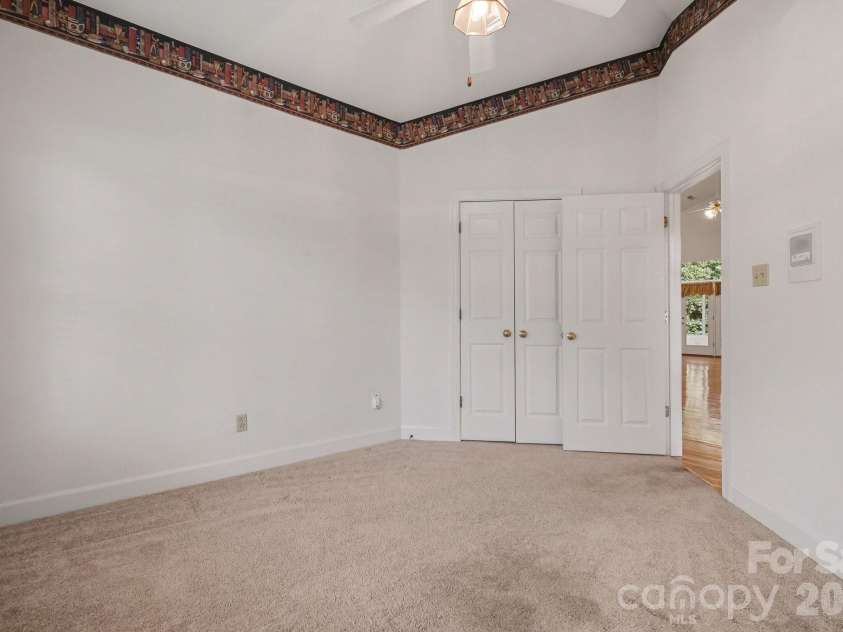 5423 Dunedin Lane, Charlotte, NC 28270.  MLS# CAR4352581, YatesRealty ID 7521. Front bedroom 1