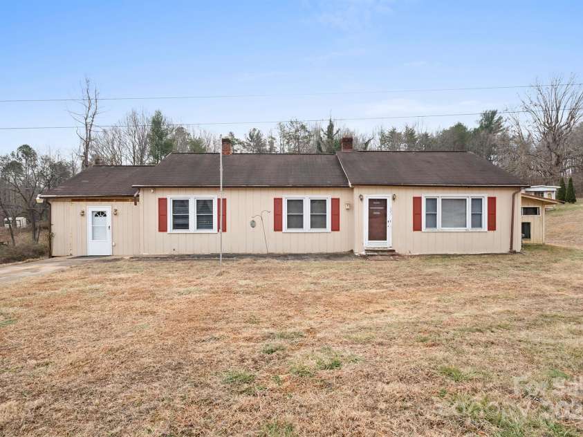 623 Hopewell Road, Morganton, NC 28655.  MLS# CAR4216761, YatesRealty ID 7522. 