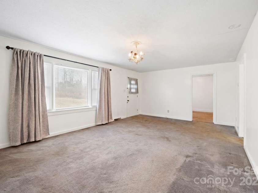 623 Hopewell Road, Morganton, NC 28655.  MLS# CAR4216761, YatesRealty ID 7522. 