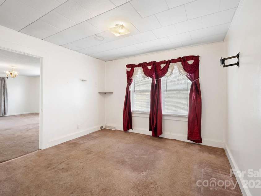 623 Hopewell Road, Morganton, NC 28655.  MLS# CAR4216761, YatesRealty ID 7522. 