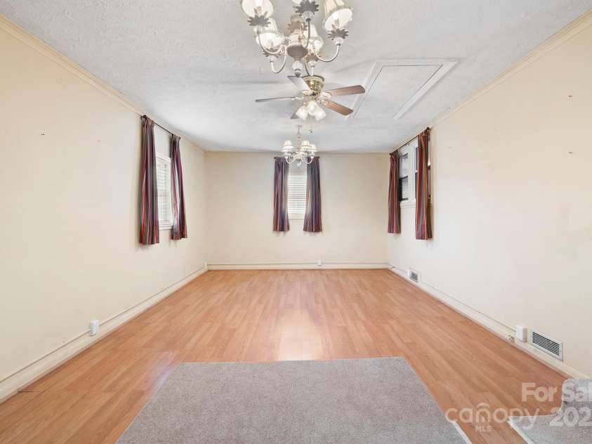 623 Hopewell Road, Morganton, NC 28655.  MLS# CAR4216761, YatesRealty ID 7522. 