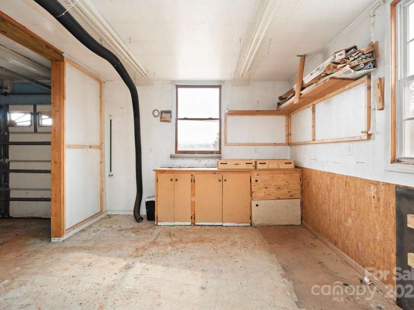 623 Hopewell Road, Morganton, NC 28655.  MLS# CAR4216761, YatesRealty ID 7522. 