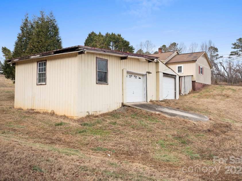 623 Hopewell Road, Morganton, NC 28655.  MLS# CAR4216761, YatesRealty ID 7522. 