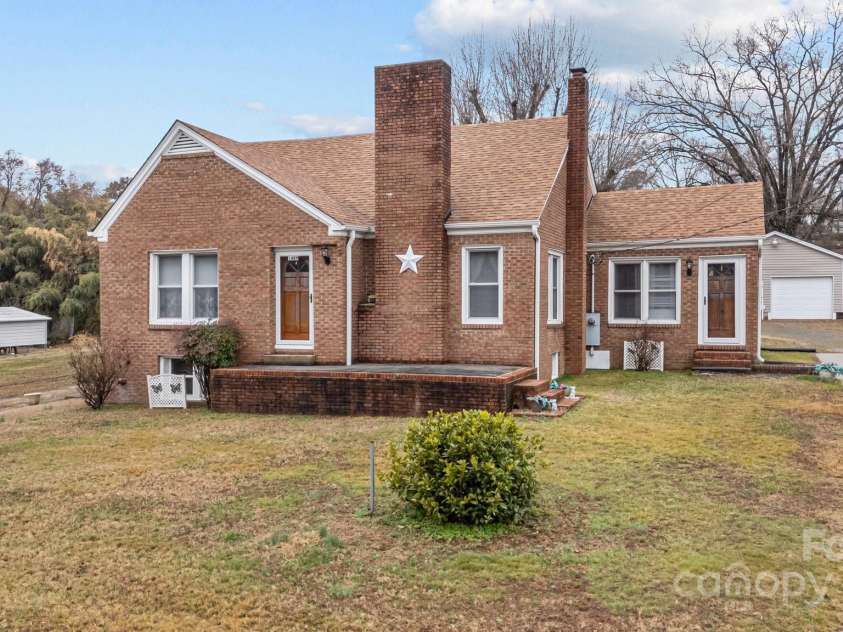 1489 Riley Street, Albemarle, NC 28001.  MLS# CAR4221613, YatesRealty ID 7523. 