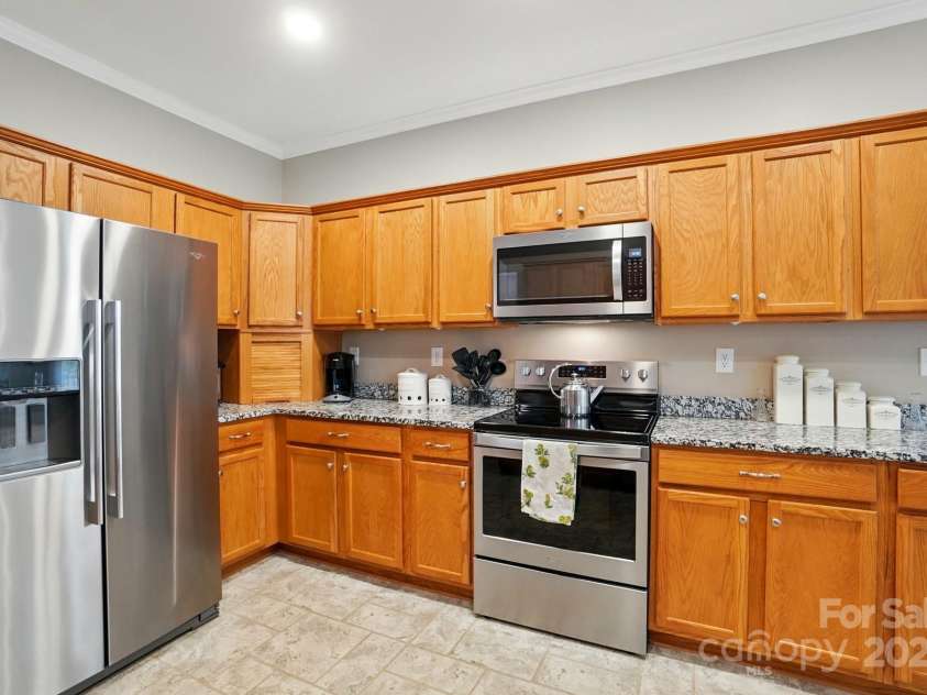 4160 Isle Of Pines Drive, Denver, NC 28037.  MLS# CAR4247020, YatesRealty ID 7524. 