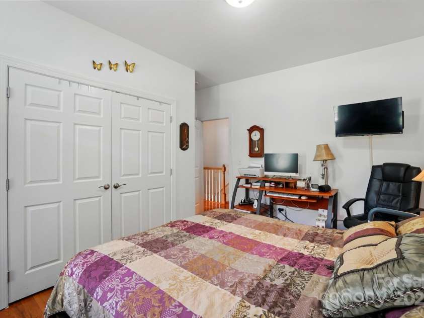 4160 Isle Of Pines Drive, Denver, NC 28037.  MLS# CAR4247020, YatesRealty ID 7524. 