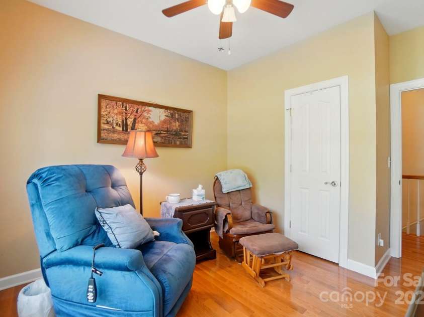 4160 Isle Of Pines Drive, Denver, NC 28037.  MLS# CAR4247020, YatesRealty ID 7524. 