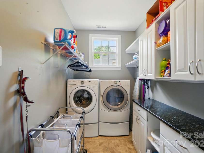 4160 Isle Of Pines Drive, Denver, NC 28037.  MLS# CAR4247020, YatesRealty ID 7524. 