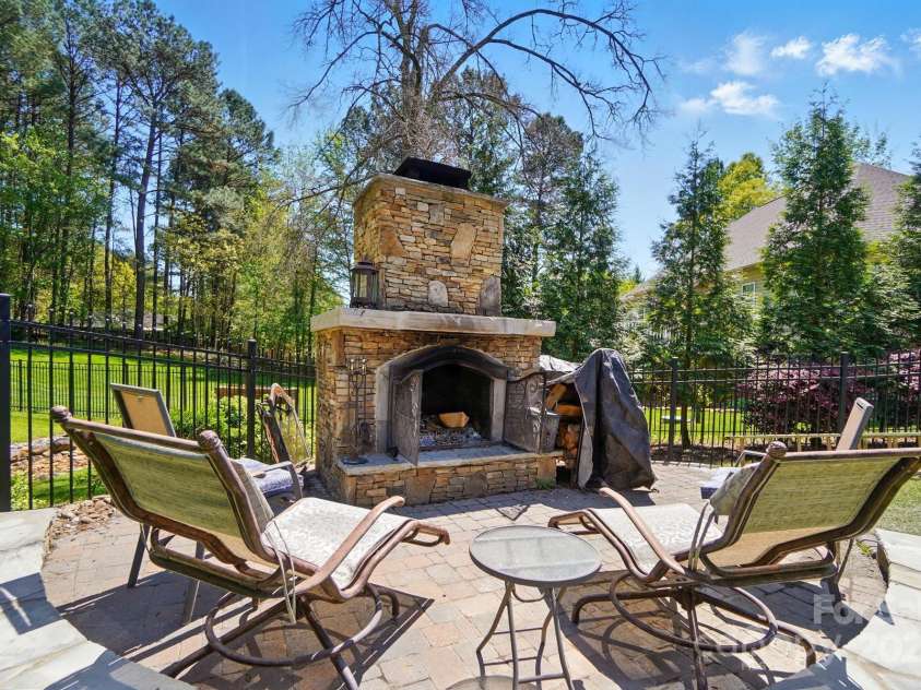 4160 Isle Of Pines Drive, Denver, NC 28037.  MLS# CAR4247020, YatesRealty ID 7524. 