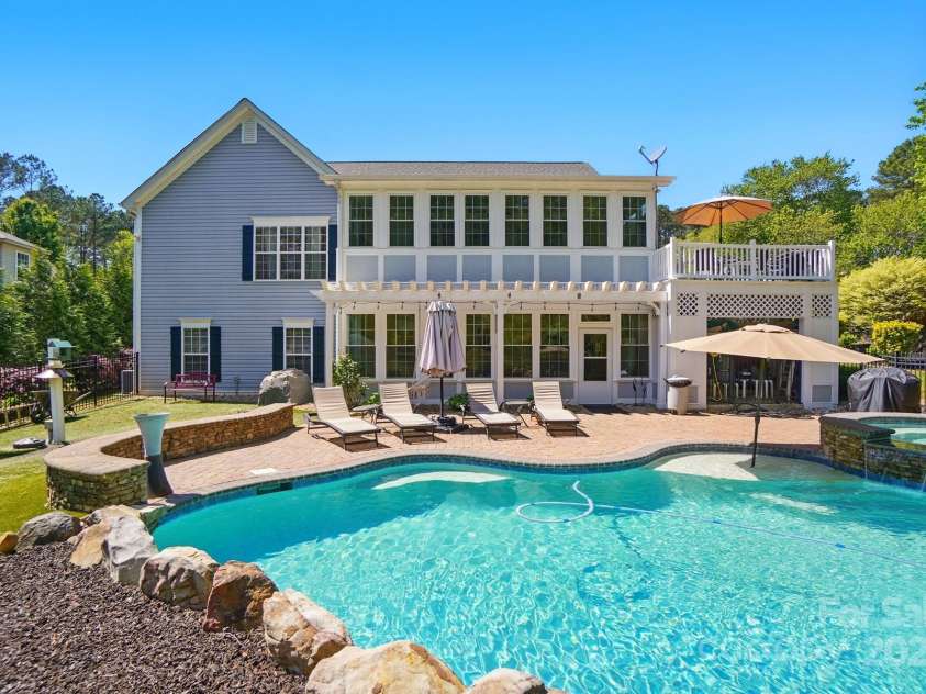 4160 Isle Of Pines Drive, Denver, NC 28037.  MLS# CAR4247020, YatesRealty ID 7524. 