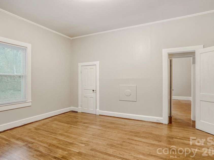 601 7th Street, Kannapolis, NC 28081.  MLS# CAR4345184, YatesRealty ID 7524. Bedroom 1