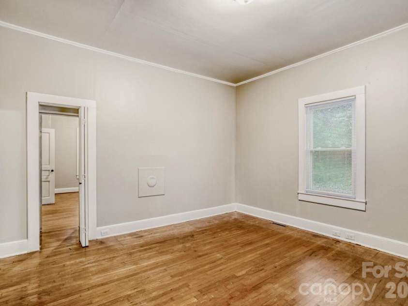 601 7th Street, Kannapolis, NC 28081.  MLS# CAR4345184, YatesRealty ID 7524. Bedroom 2