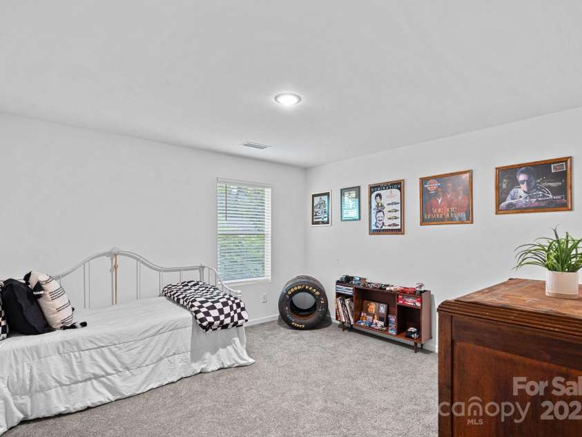 724 Kelly Street, Statesville, NC 28677.  MLS# CAR4273857, YatesRealty ID 7525. 