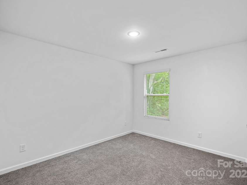 724 Kelly Street, Statesville, NC 28677.  MLS# CAR4273857, YatesRealty ID 7525. 