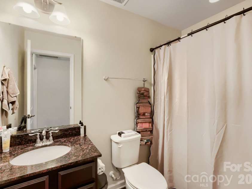 1295 Farm Branch Drive, Concord, NC 28027.  MLS# CAR4349217, YatesRealty ID 7526. Bathroom #2