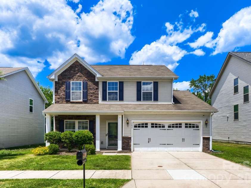 1295 Farm Branch Drive, Concord, NC 28027.  MLS# CAR4349217, YatesRealty ID 7526. Front
