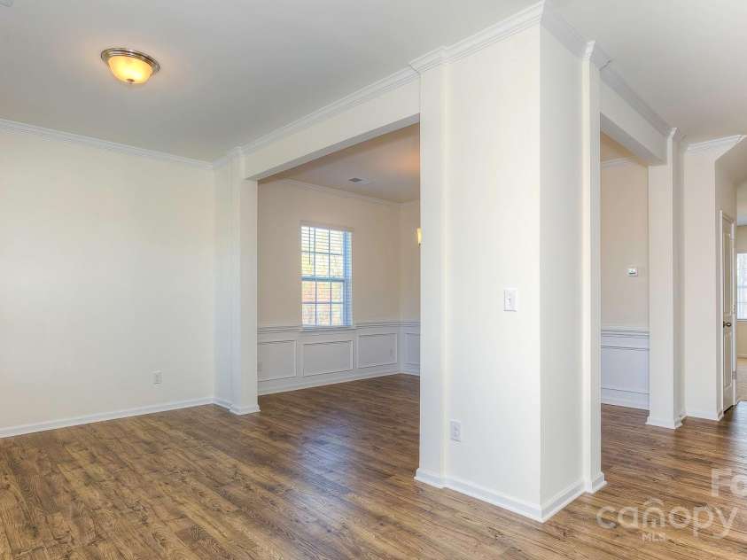 850 Adelston Lane, Asheville, NC 28804.  MLS# CAR4217480, YatesRealty ID 7527. Photos are representative