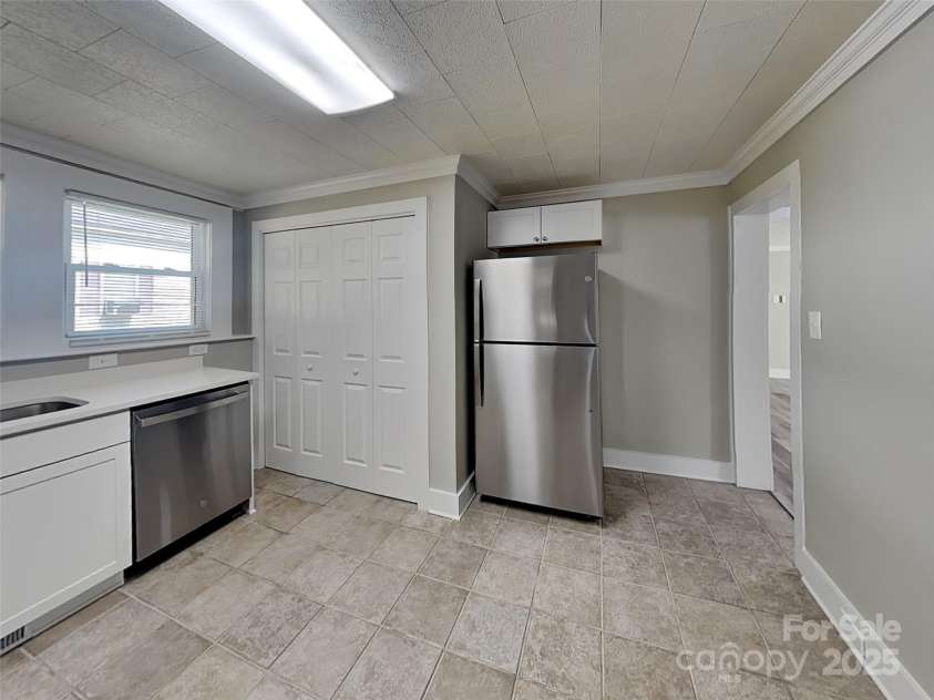 313 Bruce Avenue, Mooresville, NC 28115.  MLS# CAR4307442, YatesRealty ID 753. 