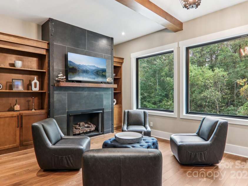 Lot 45 Weatherwatch Lane, Waynesville, NC 28786.  MLS# CAR4315609, YatesRealty ID 753. Recent build by Valencia example of finish quality