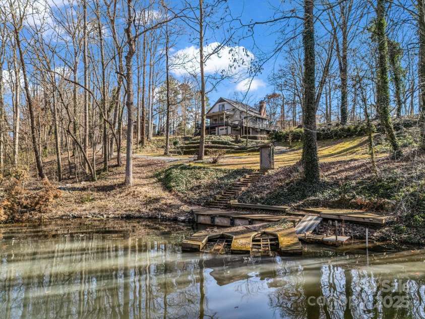 108 Three Oaks Lane, Kings Mountain, NC 28086.  MLS# CAR4218081, YatesRealty ID 7530. 