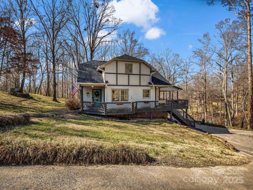 108 Three Oaks Lane, Kings Mountain, NC 28086.  MLS# CAR4218081, YatesRealty ID 7530. 