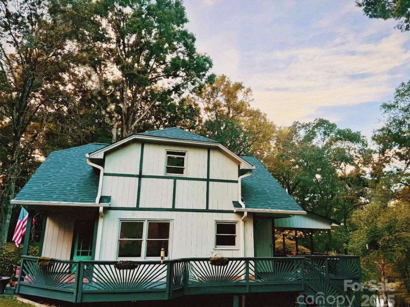 108 Three Oaks Lane, Kings Mountain, NC 28086.  MLS# CAR4218081, YatesRealty ID 7530. 