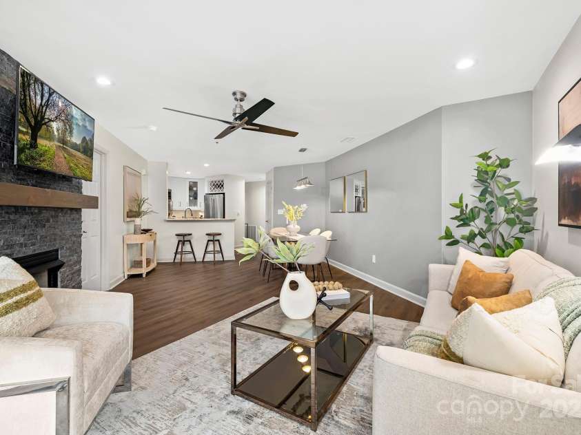 17811 Half Moon Lane, Cornelius, NC 28031.  MLS# CAR4310477, YatesRealty ID 7531. 