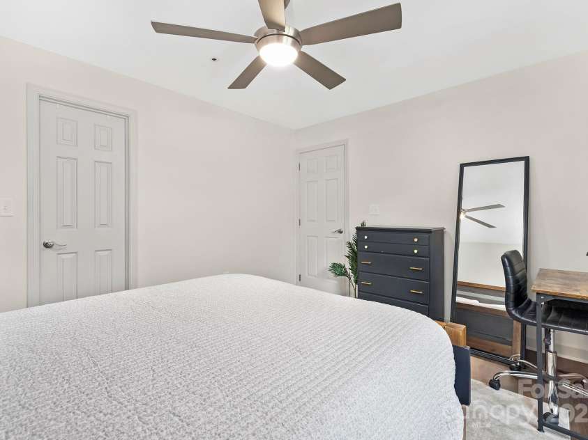 17811 Half Moon Lane, Cornelius, NC 28031.  MLS# CAR4310477, YatesRealty ID 7531. 