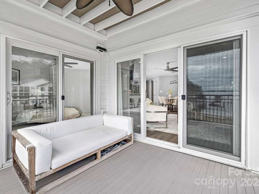 17811 Half Moon Lane, Cornelius, NC 28031.  MLS# CAR4310477, YatesRealty ID 7531. 