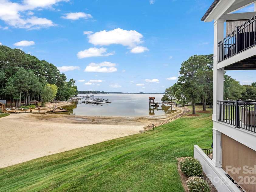 17811 Half Moon Lane, Cornelius, NC 28031.  MLS# CAR4310477, YatesRealty ID 7531. 