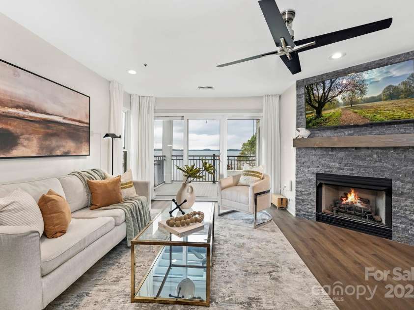 17811 Half Moon Lane, Cornelius, NC 28031.  MLS# CAR4310477, YatesRealty ID 7531. 