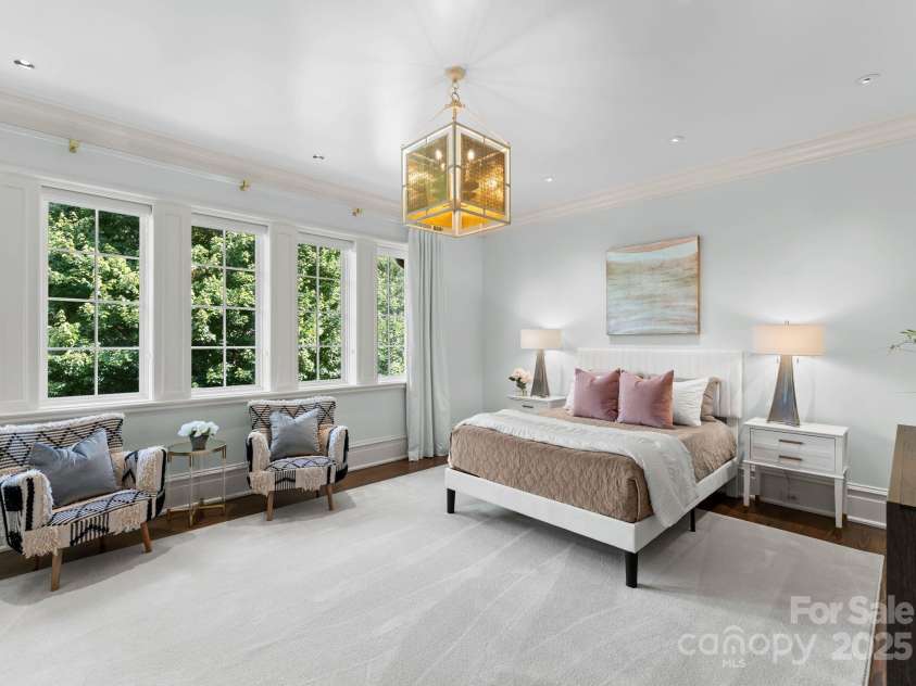 4536 Fox Brook Lane, Charlotte, NC 28211.  MLS# CAR4157549, YatesRealty ID 7532. Secondary bedroom/ensuite with large walk-in closet and all marble bathrooms.