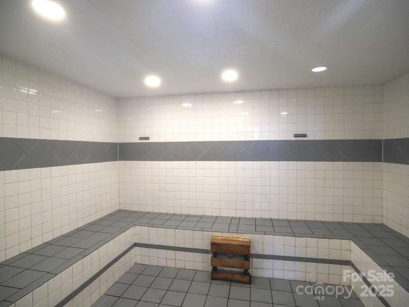 303 Sugar Top Drive, Sugar Mountain, NC 28604.  MLS# CAR4302428, YatesRealty ID 7533. Sauna