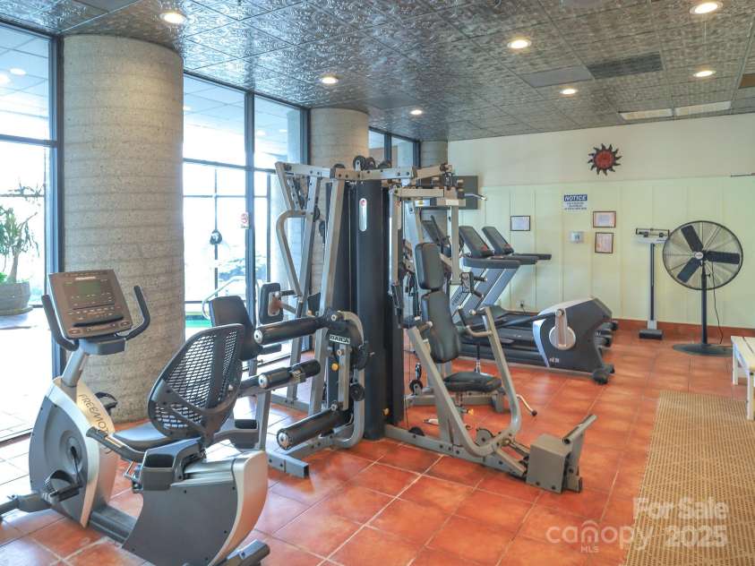 303 Sugar Top Drive, Sugar Mountain, NC 28604.  MLS# CAR4302428, YatesRealty ID 7533. Weight Room