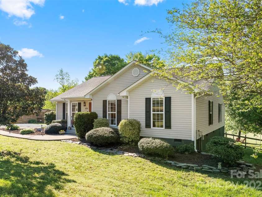 459 Cramerton Road, Gastonia, NC 28056.  MLS# CAR4248208, YatesRealty ID 7534. 