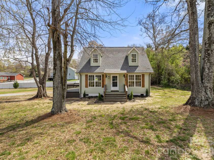 6708 Campground Road, Denver, NC 28037.  MLS# CAR4362045, YatesRealty ID 7534. 