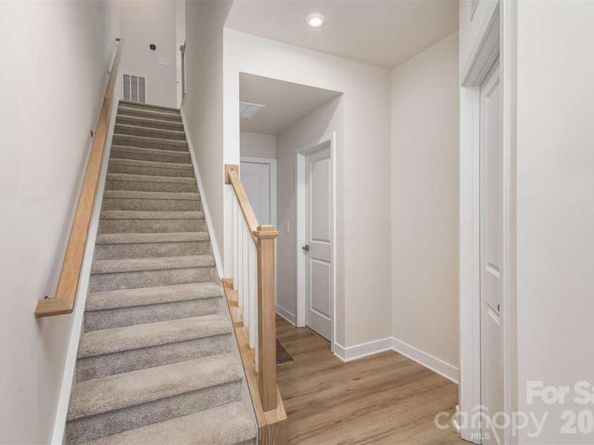 144 Millsbee Lane, Charlotte, NC 28205.  MLS# CAR4345179, YatesRealty ID 7535. 