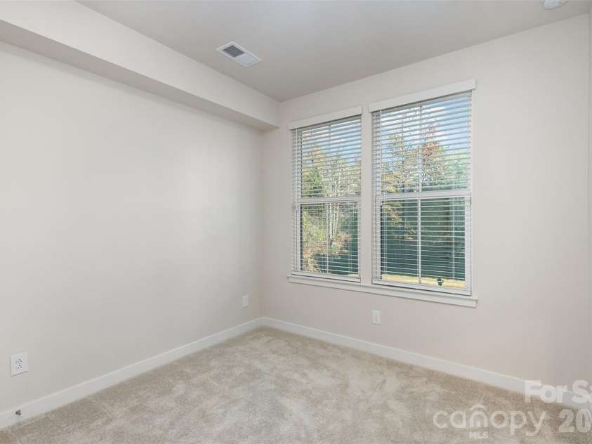 144 Millsbee Lane, Charlotte, NC 28205.  MLS# CAR4345179, YatesRealty ID 7535. 