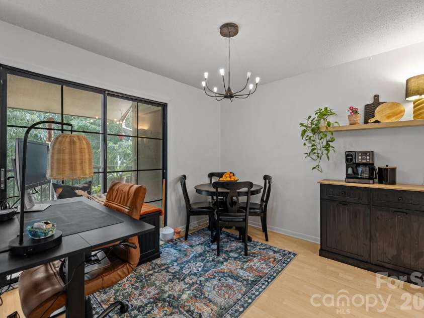 11069 Cedar View Road, Charlotte, NC 28226.  MLS# CAR4345700, YatesRealty ID 7536. 