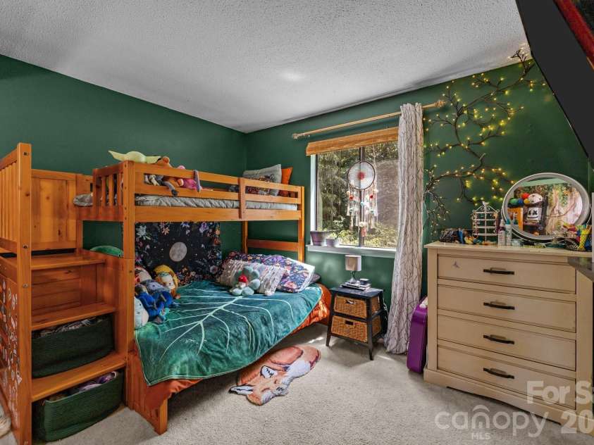 11069 Cedar View Road, Charlotte, NC 28226.  MLS# CAR4345700, YatesRealty ID 7536. 