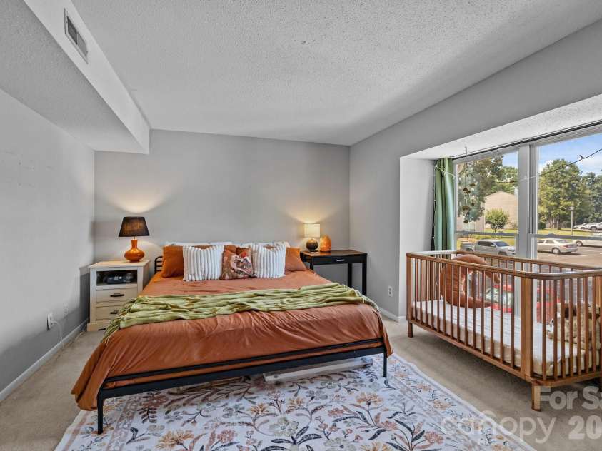 11069 Cedar View Road, Charlotte, NC 28226.  MLS# CAR4345700, YatesRealty ID 7536. 