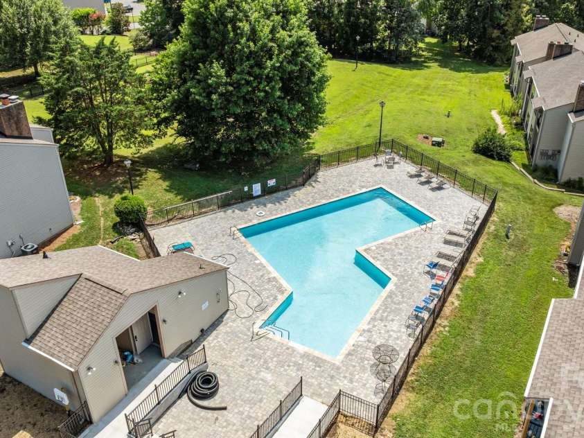 11069 Cedar View Road, Charlotte, NC 28226.  MLS# CAR4345700, YatesRealty ID 7536. 