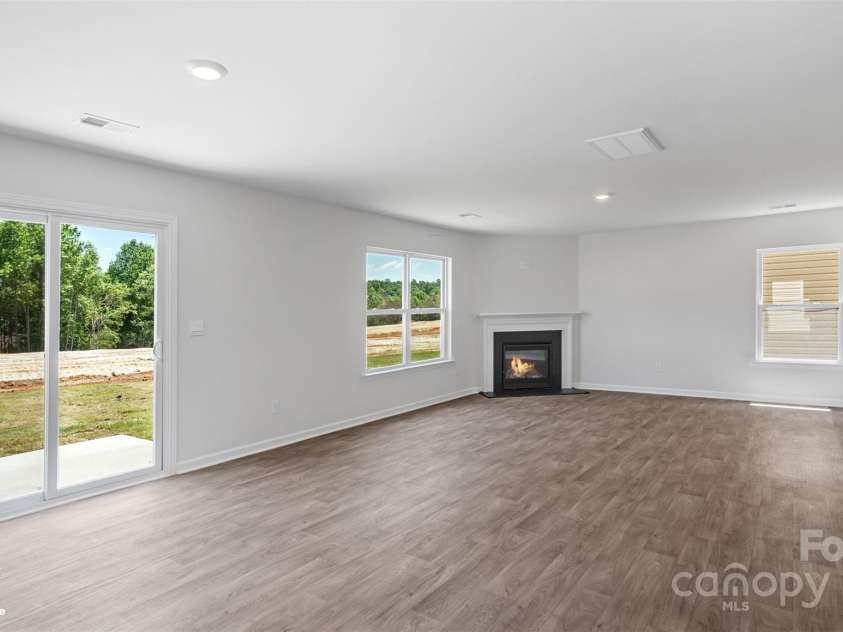 1407 5th Street Drive, Hickory, NC 28601.  MLS# CAR4237833, YatesRealty ID 7537. Representative Photo