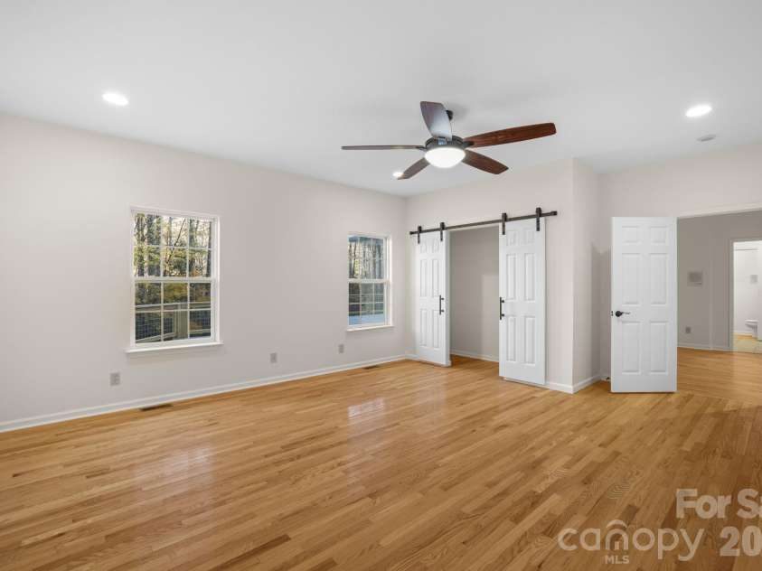 166 Jay Bird Drive, Sylva, NC 28779.  MLS# CAR4289946, YatesRealty ID 7537. 