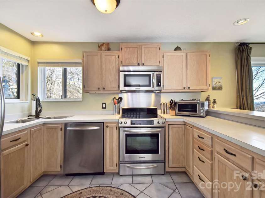 510 Elderberry Ridge Road, Banner Elk, NC 28604.  MLS# CAR4203509, YatesRealty ID 754. 