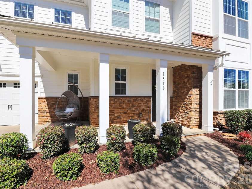 1818 Sutter Creek Drive, Waxhaw, NC 28173.  MLS# CAR4359258, YatesRealty ID 7541. 