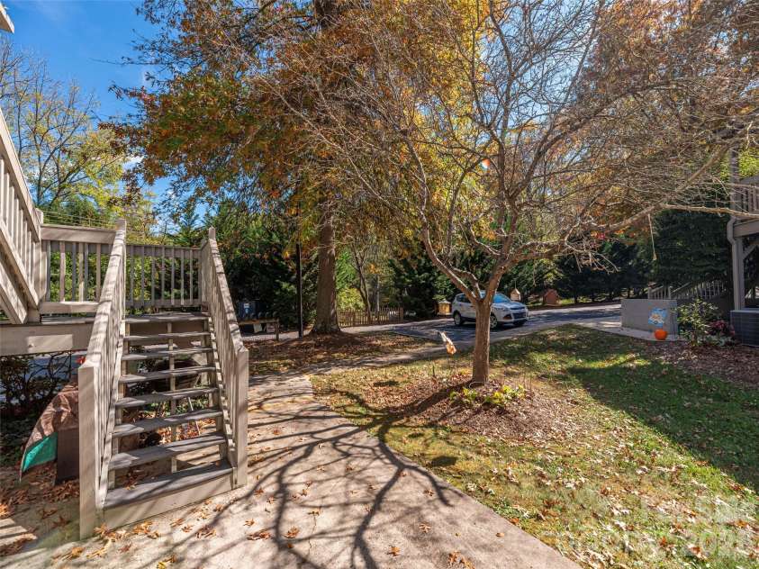 187 Tri Vista Drive, Lake Junaluska, NC 28745.  MLS# CAR4314558, YatesRealty ID 7543. 