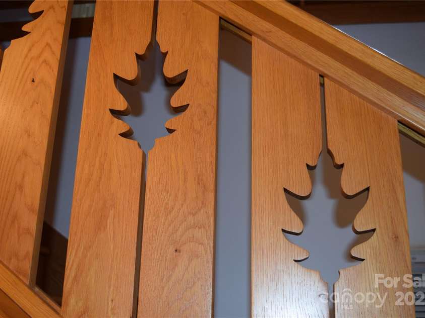 621 Firetower Road, Spruce Pine, NC 28777.  MLS# CAR4239673, YatesRealty ID 7544. 